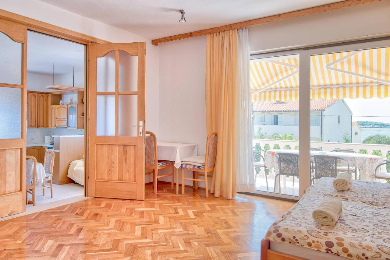 מדולין Apartments Tara מראה חיצוני תמונה
