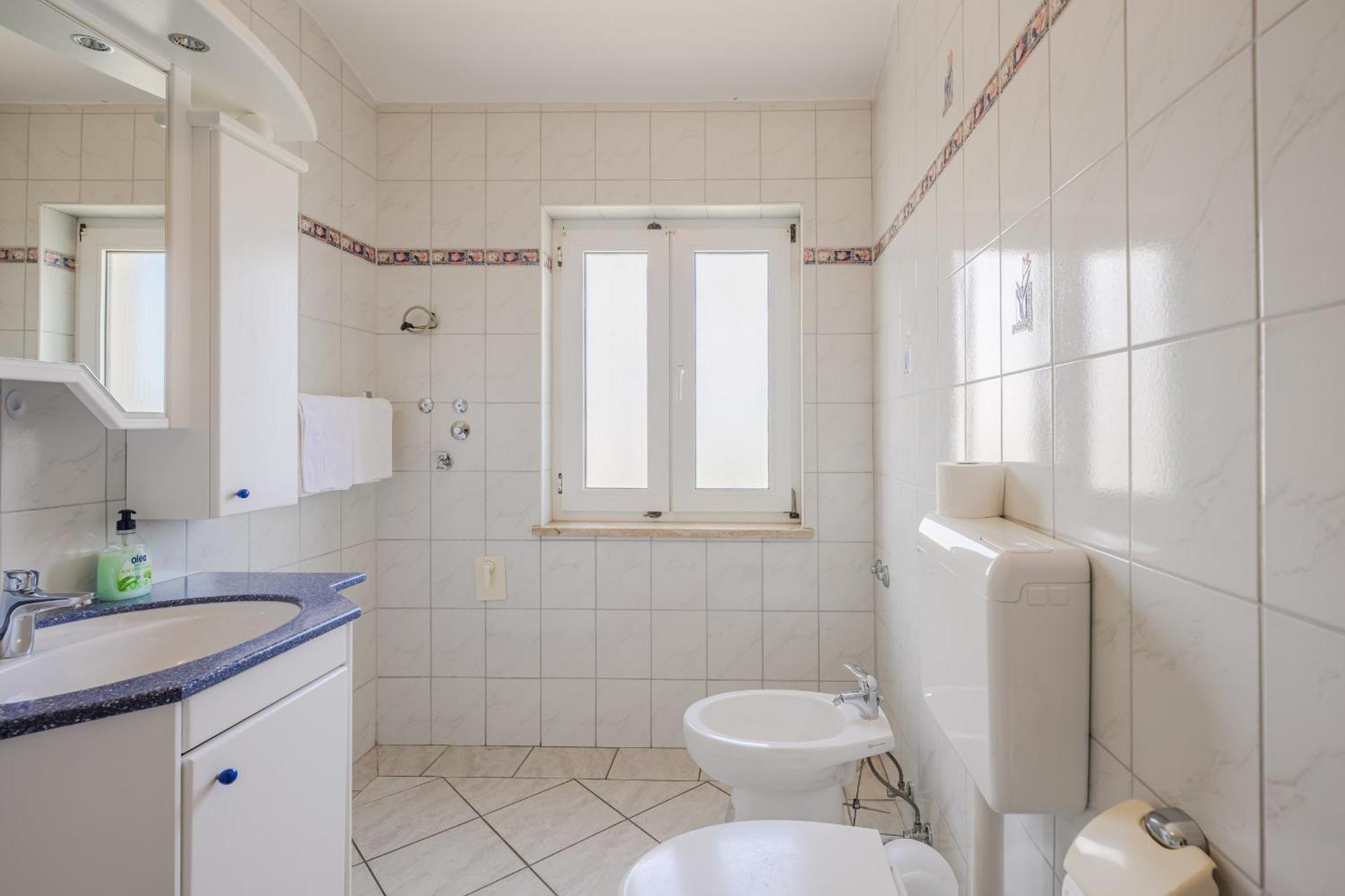מדולין Apartments Tara מראה חיצוני תמונה